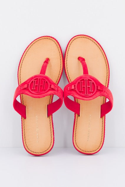 TOMMY HILFIGER  ESSENTIAL HARDWARE  en color SNEFIRE  (1)