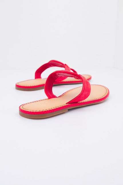 TOMMY HILFIGER  ESSENTIAL HARDWARE  en color SNEFIRE  (3)