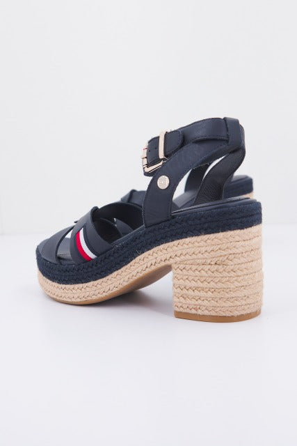 TOMMY HILFIGER INTERLACE MID HEEL S en color DWDESE  (3)