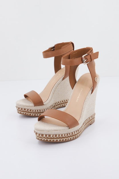 TOMMY HILFIGER ELEVATED SIGNATURE W en color GUSUMCOG  (2)