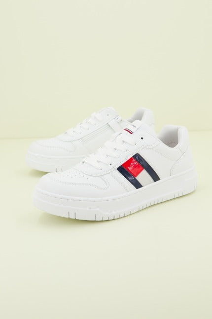 TOMMY HILFIGER LACE UP en color BIANCO  (2)