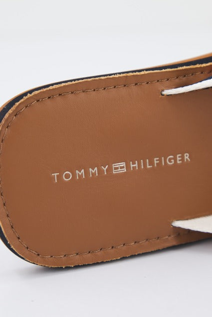 TOMMY HILFIGER LEATHER BEACH SANDAL en color GU  (4)