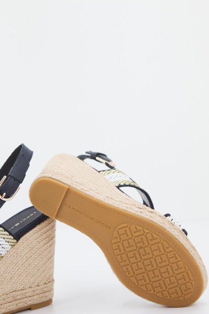 TOMMY HILFIGER  GOLDEN WEBBING WEDG en color DW  (3)