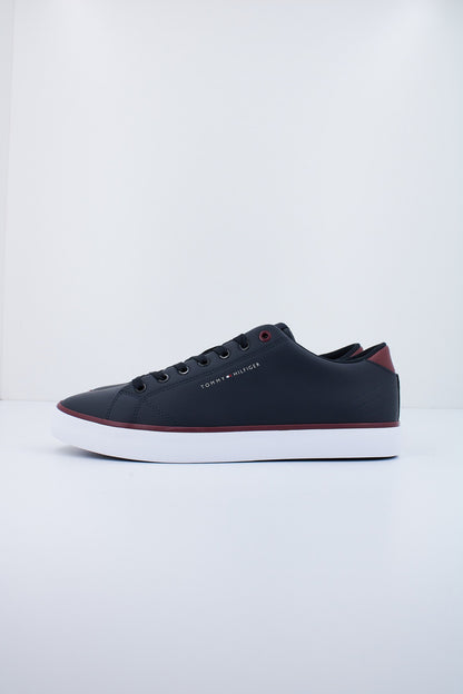 TOMMY HILFIGER TH HI VULC CORE LOW  en color DW  (1)