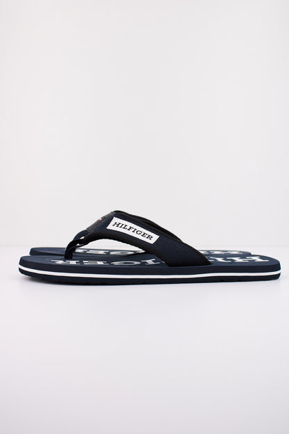 TOMMY HILFIGER  PATCH HILFIGER BEAC en color DW  (1)