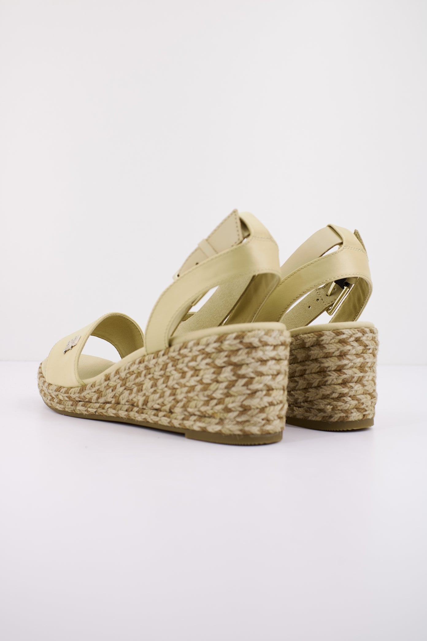 TOMMY HILFIGER FWFW  en color ACR  (3)