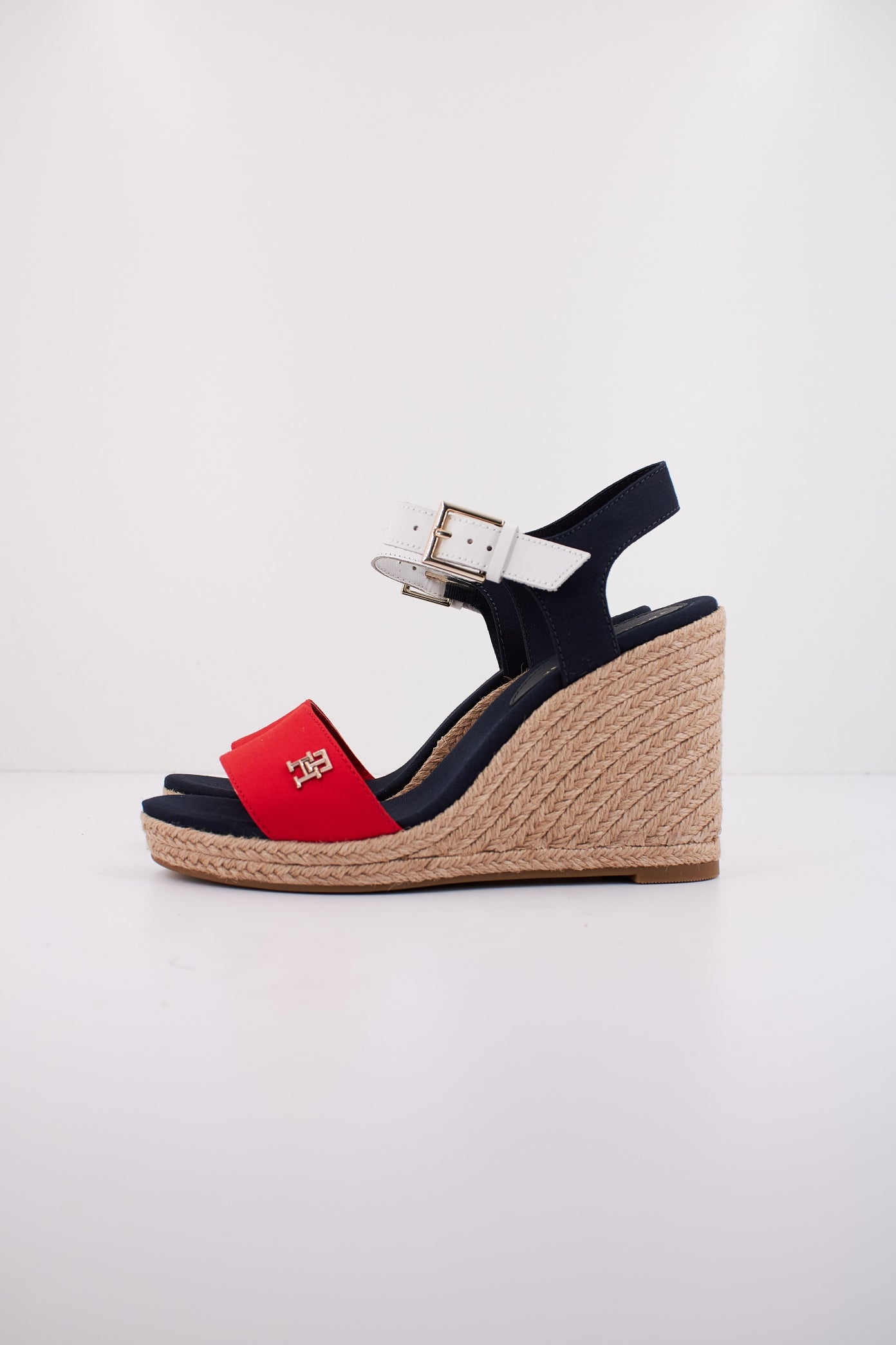 TOMMY HILFIGER STRIPES WEDGE  en color   (1)