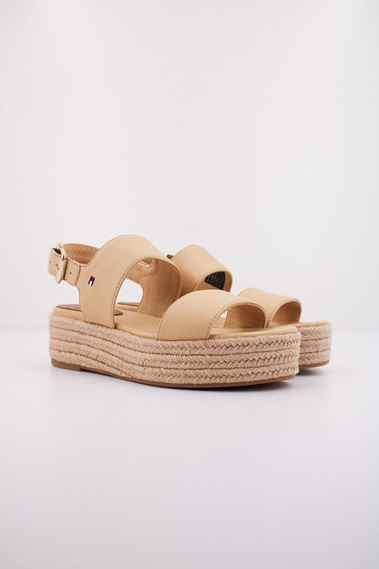 TOMMY HILFIGER HARVEST WHEAT en color ACR  (2)