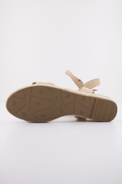 TOMMY HILFIGER TA  en color BEIGE  (4)