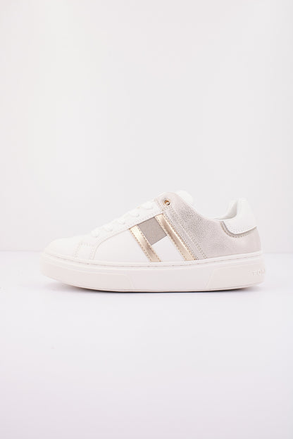 TOMMY HILFIGER TA  en color WHTPLTM  (1)