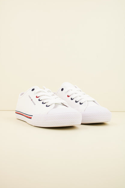 TOMMY HILFIGER SNEAKER BASSA ALLACC en color WHITE  (2)