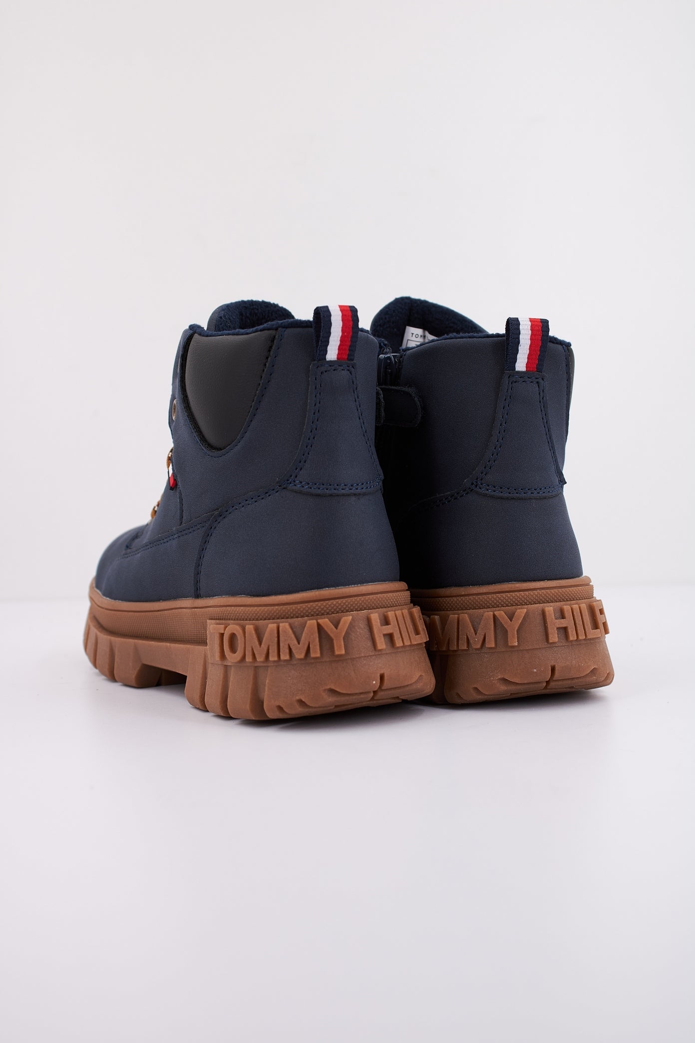TOMMY HILFIGER  LACE-UP BOOTIE en color BLUE  (4)