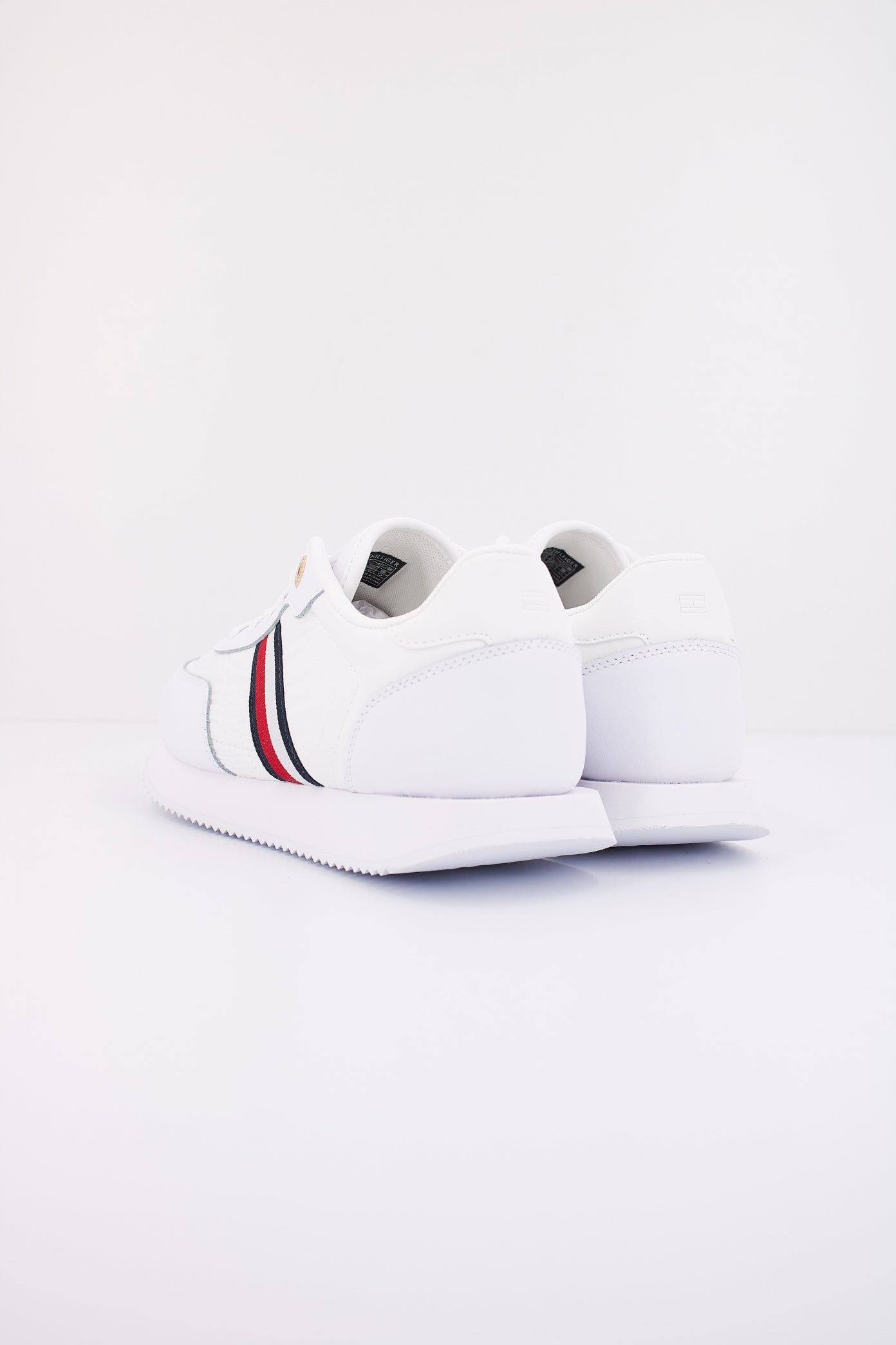 TOMMY HILFIGER ESSENTIAL RUNNER GLO en color YBS  (4)
