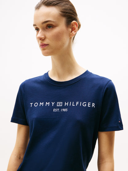 TOMMY HILFIGER REG CORP LOGO C-NK S en color CG  (4)