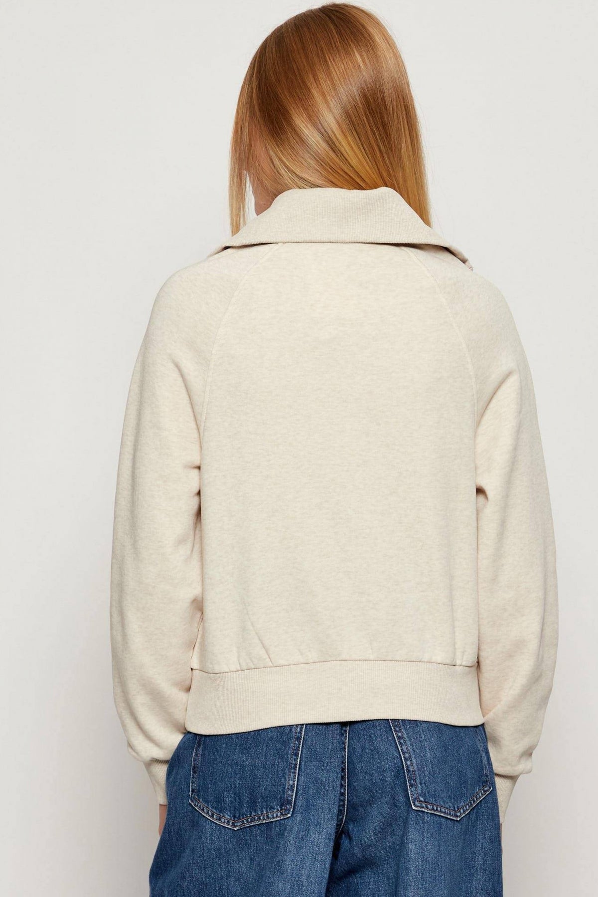 TOMMY HILFIGER CLASSIC SCRIPT FLEEC en color ADK  (2)