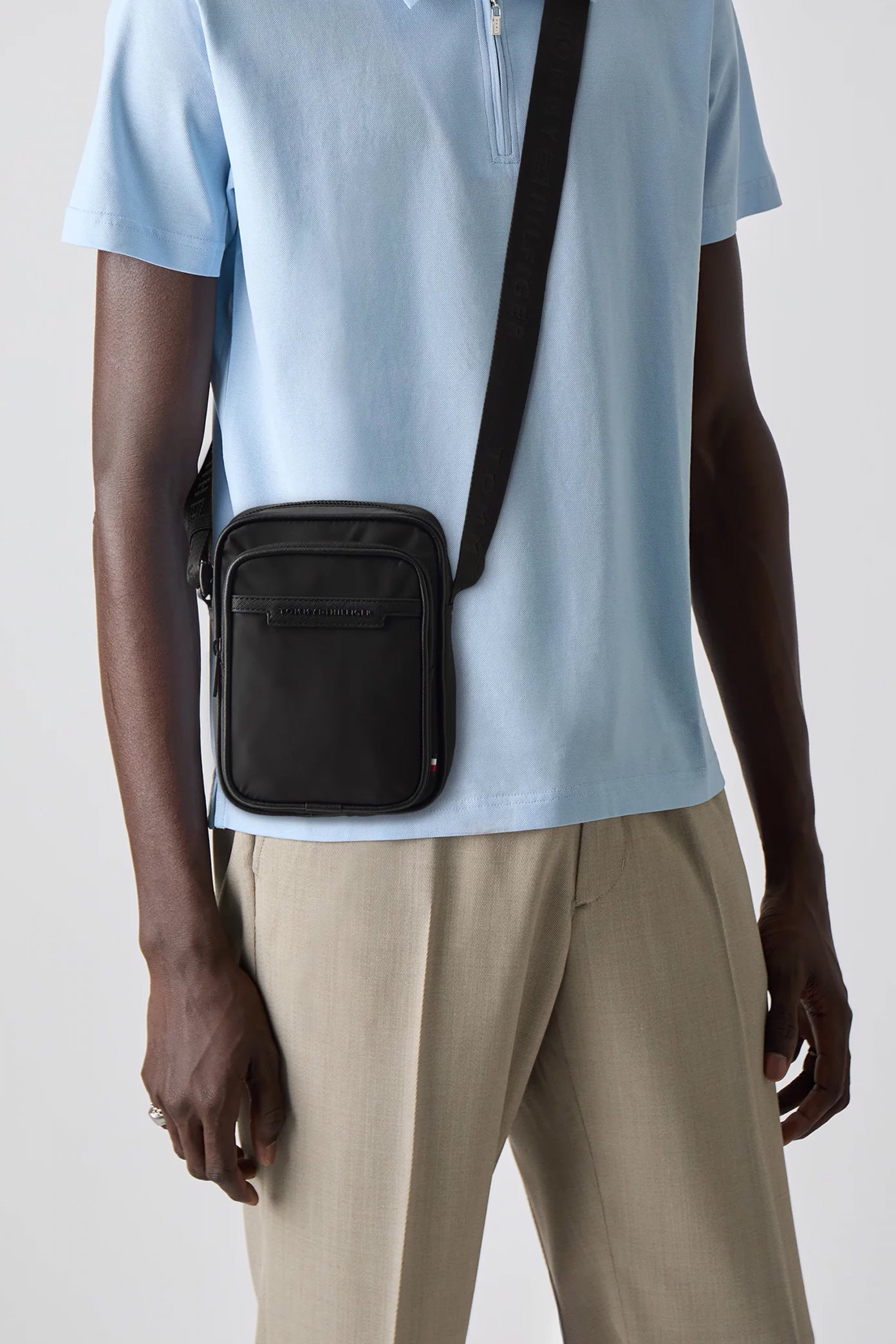 TOMMY HILFIGER AMAM en color BDS  (1)