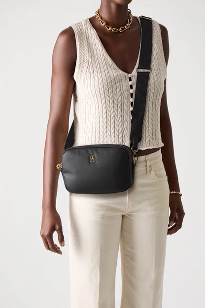 TOMMY HILFIGER POPETTE SOFT CAMERA  en color BDS  (1)