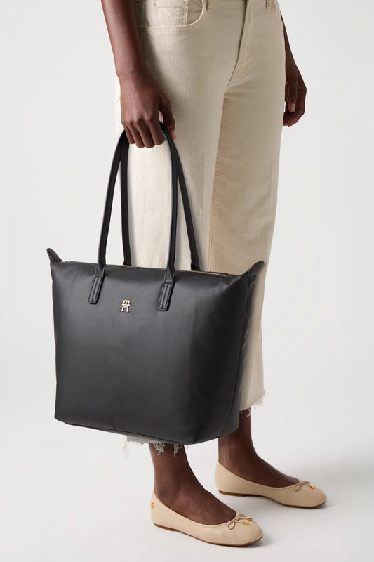TOMMY HILFIGER POPETTE SOFT TOTE en color DW  (1)