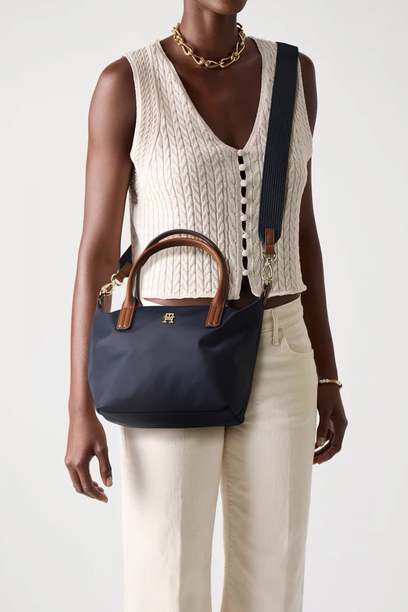 TOMMY HILFIGER  POPETTE MINI TOTE  en color DW  (1)