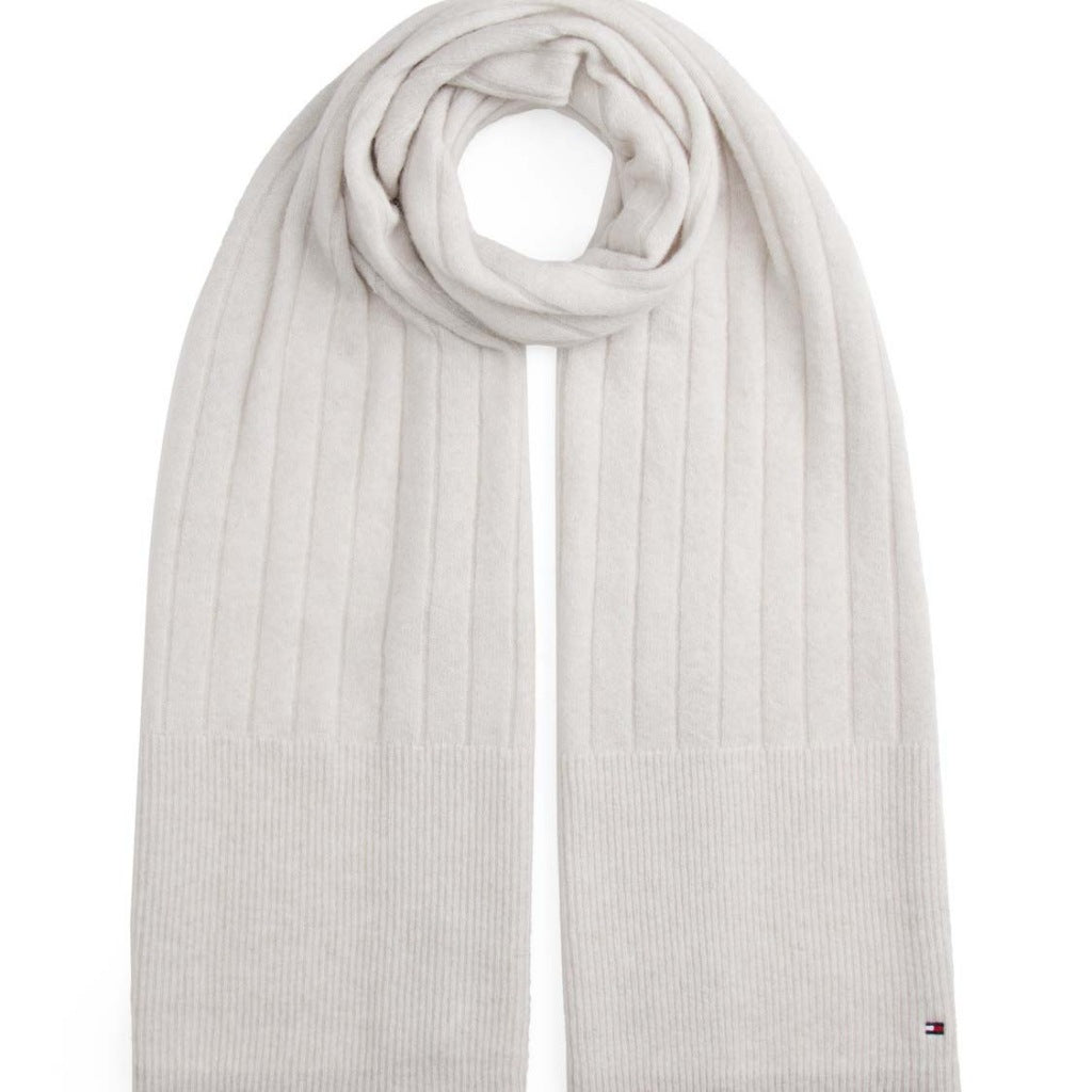 TOMMY HILFIGER TH FLAG FLUFFY SCARF en color PQU  (1)
