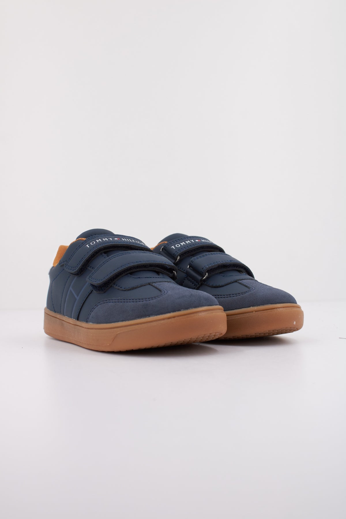 TOMMY HILFIGER TX   en color BLUEWHT  (2)