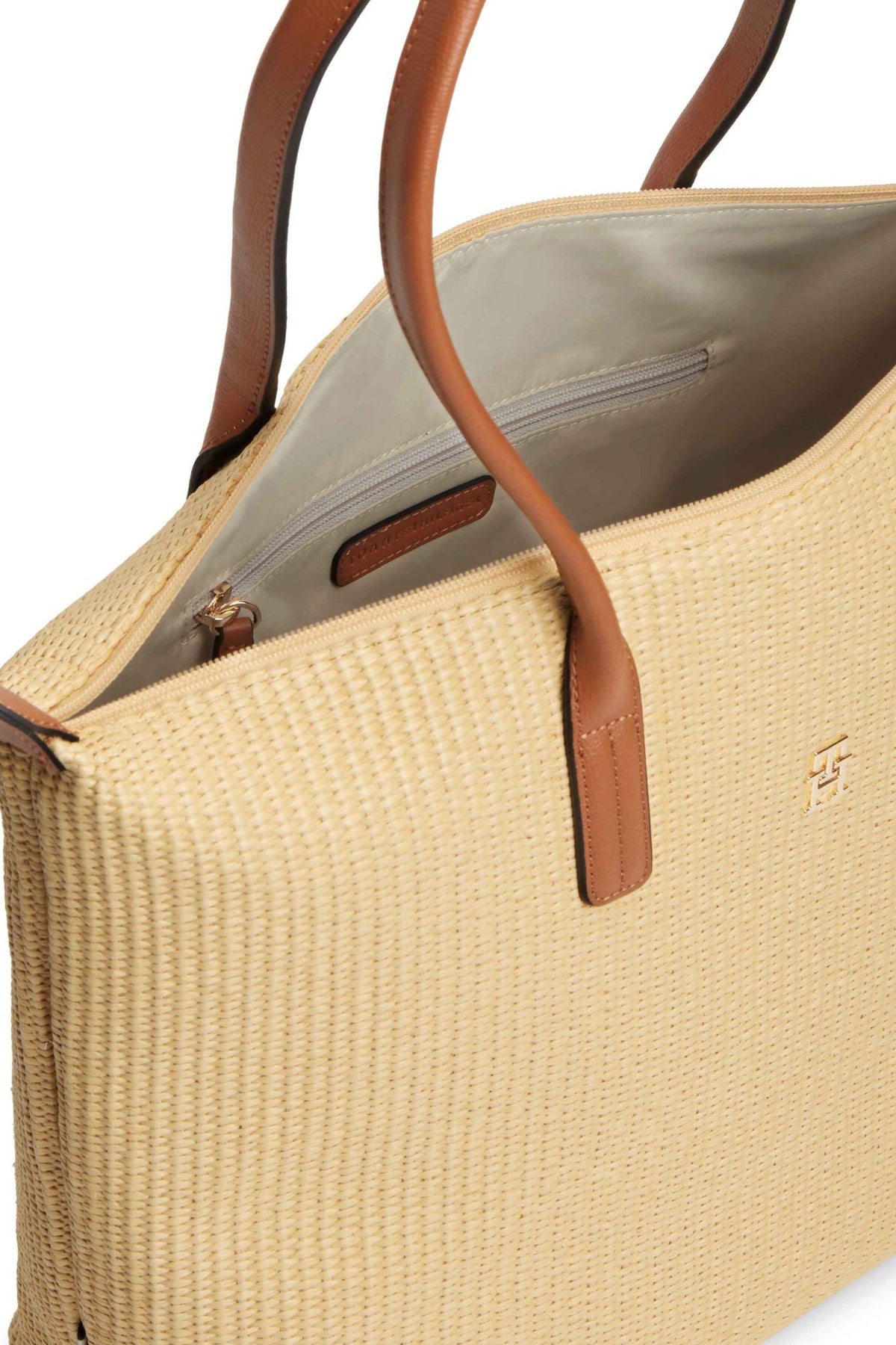 TOMMY HILFIGER AWAW en color F  (3)