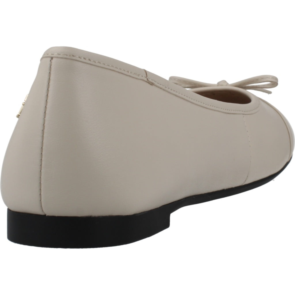 TOMMY HILFIGER MARTINA en color AEO  (3)