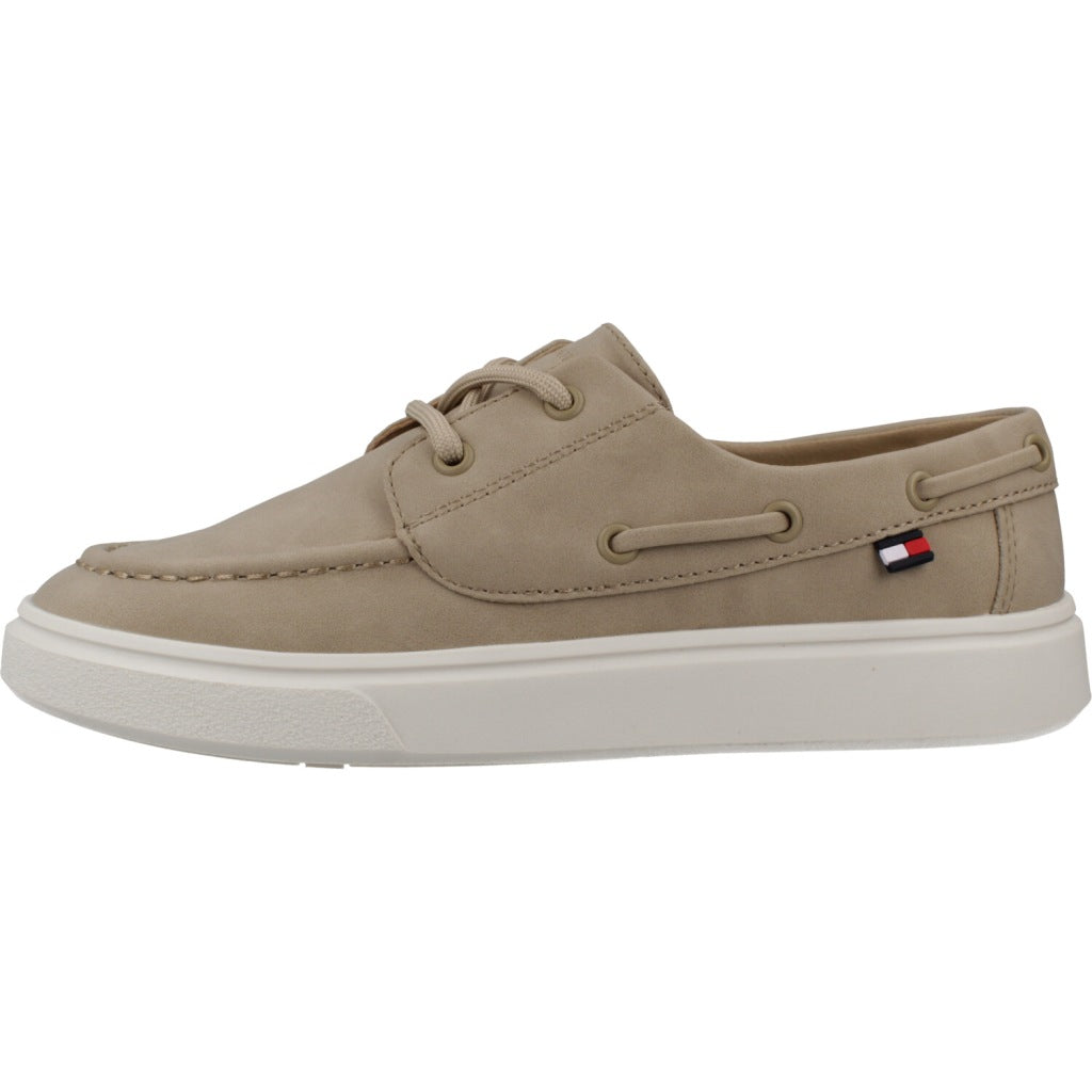 TOMMY HILFIGER LOW CUT LACE UP SHOE en color BEIGE  (2)