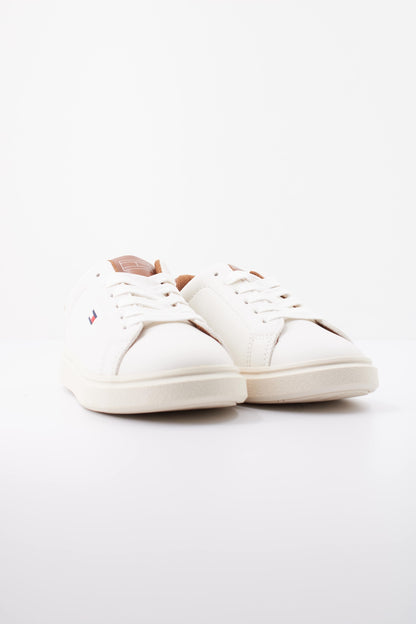 TOMMY HILFIGER TX  en color WHTCGN  (2)