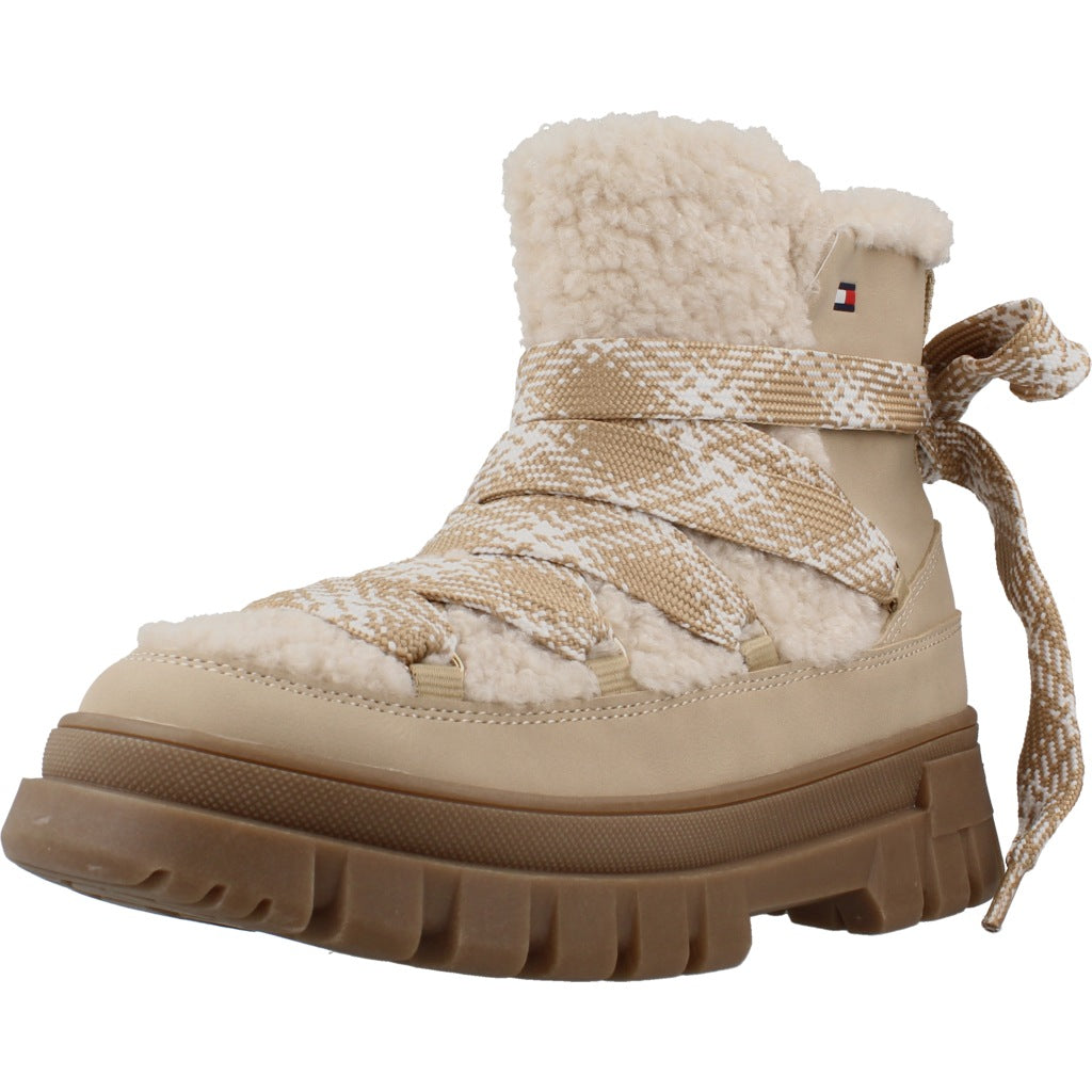 TOMMY HILFIGER BOOTIE en color BGOWHT  (1)