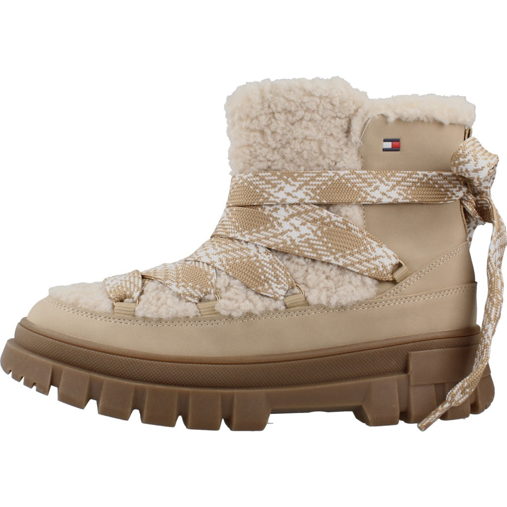 TOMMY HILFIGER BOOTIE en color BGOWHT  (2)