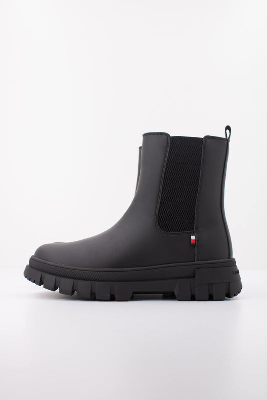 TOMMY HILFIGER CHELSEA BOOT en color BLACK  (1)