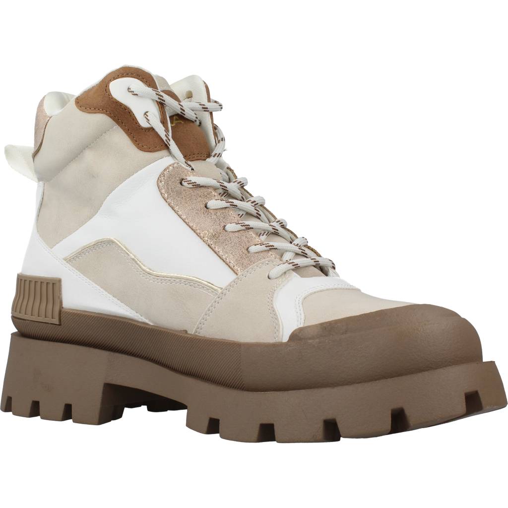 CHIKA FLAPA   en color BEIGE  (5)