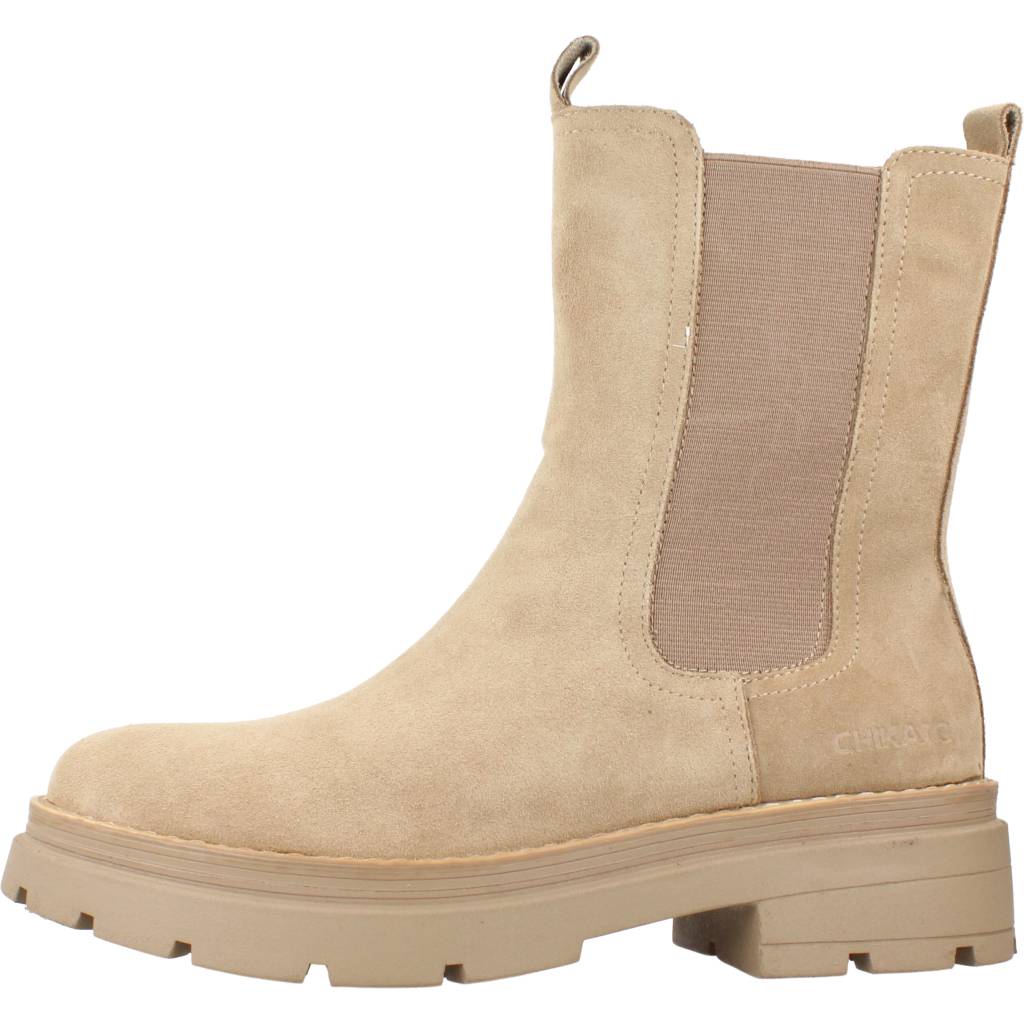 CHIKA SONICC  en color ARENA  (2)