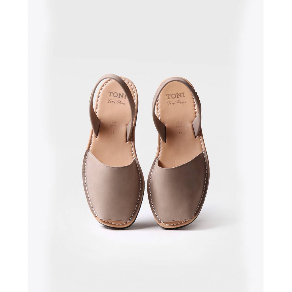 TONI PONS  en color TAUPE  (3)