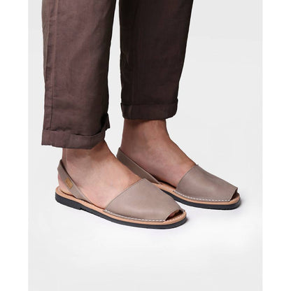 TONI PONS  en color TAUPE  (4)