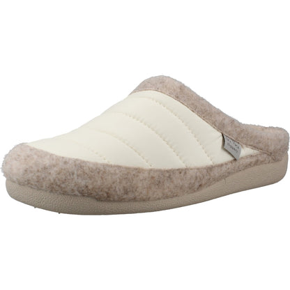 TONI PONS MOLY DR ZAPATILLA HO en color CRU  (1)