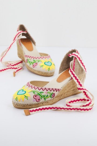 TONI PONS LOLITA en color BONITA  (1)