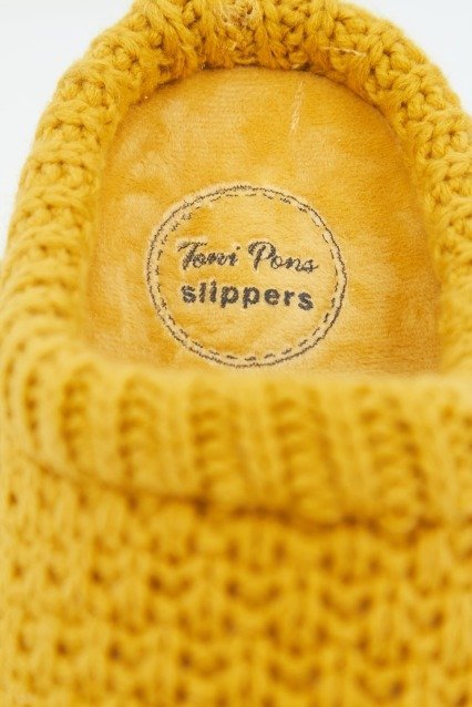 TONI PONS DOMI SR en color OCRE  (4)