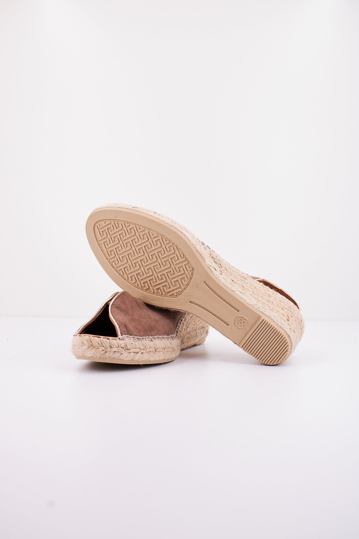 TONI PONS LESLIE en color TAUPE  (4)