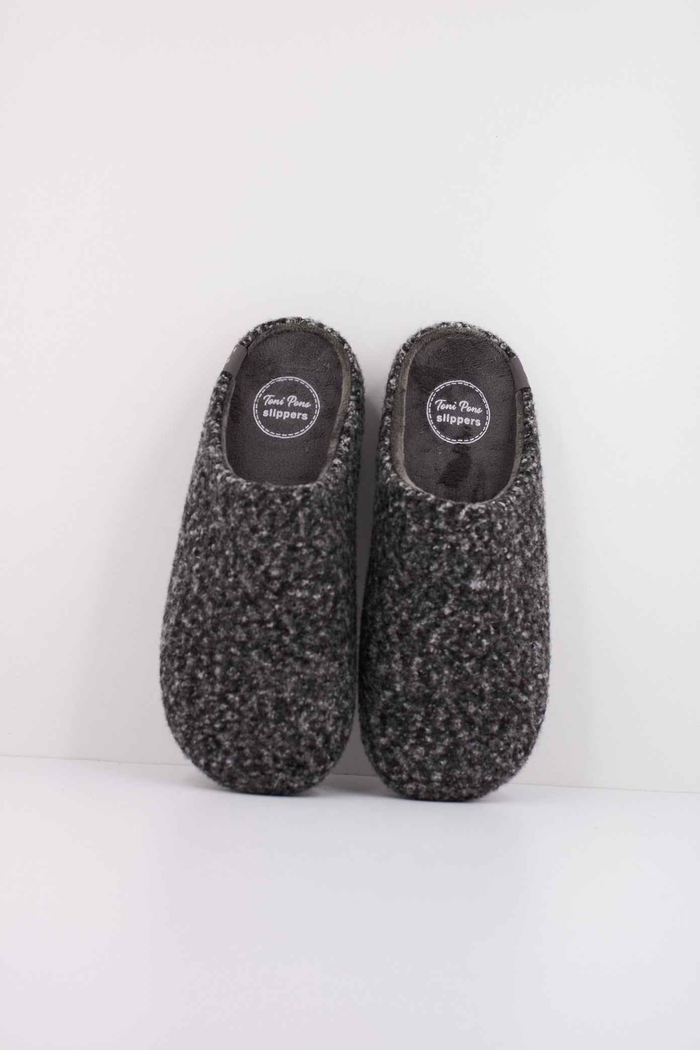 TONI PONS NAUEL CW  en color NEGRE  (3)