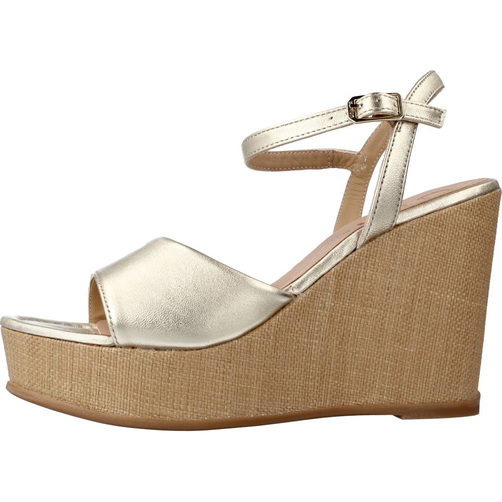 UNISA MANZI LMT en color PLATINO  (2)