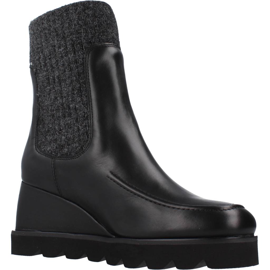UNISA LEYSA NF en color BLACK  (5)