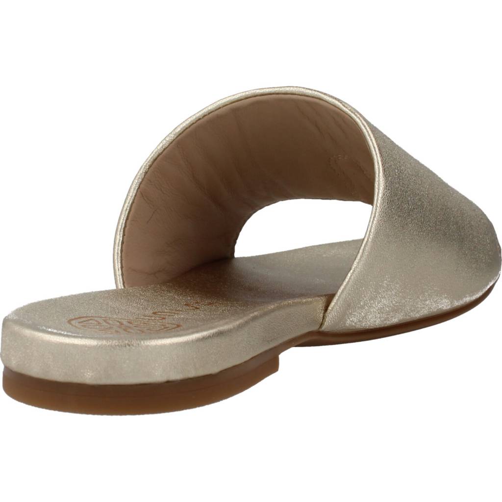 UNISA CACHO  LMT en color PLATINO  (3)