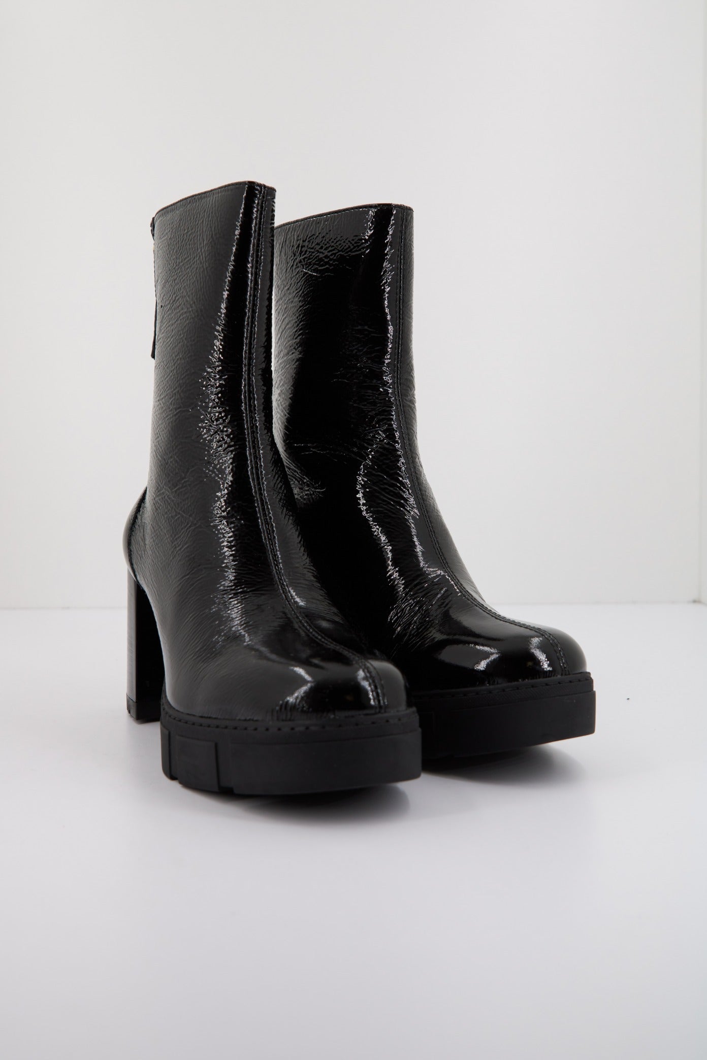 UNISA KOSAR PCR en color BLACK  (2)