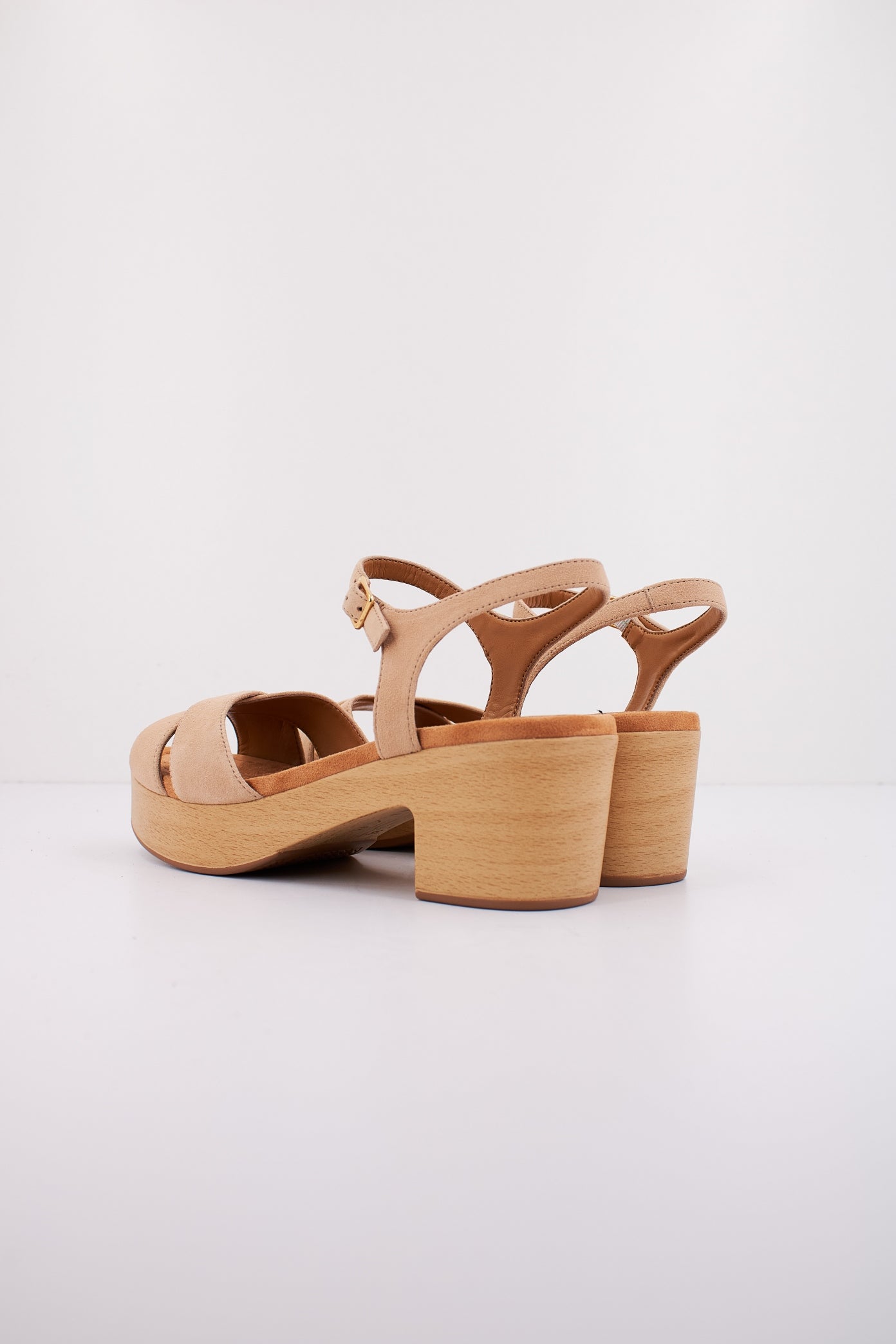 UNISA IRAM  KS en color SKIN  (3)