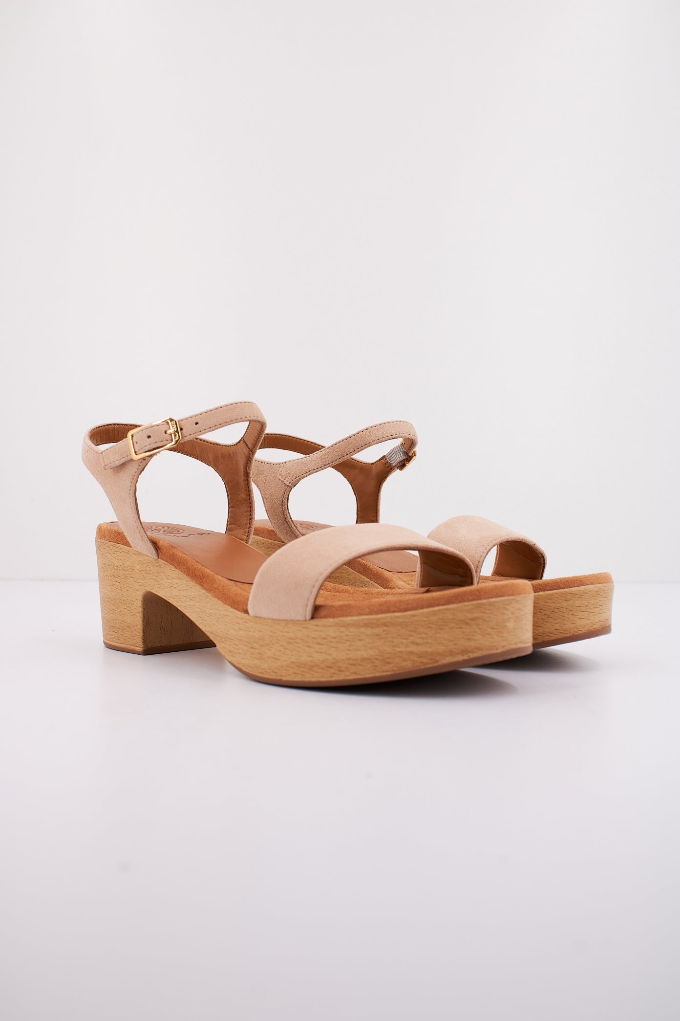 UNISA IRITA  en color SKIN  (2)