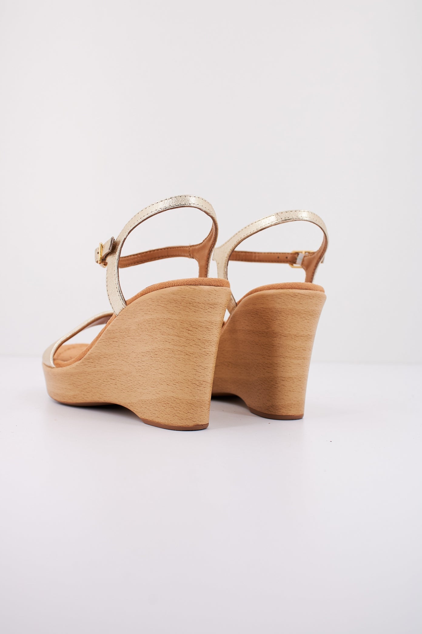 UNISA RITA  LMT en color PLATINO  (3)