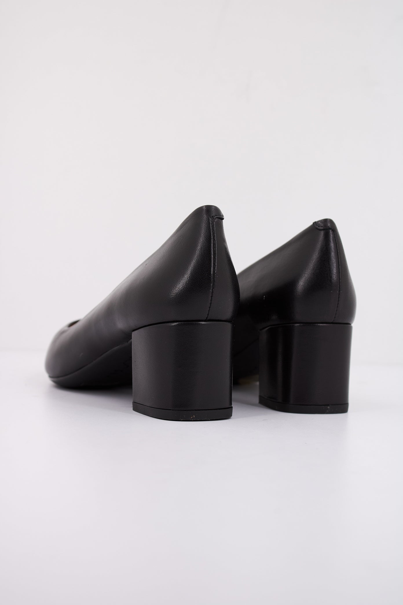 UNISA JASUL en color BLACK  (4)