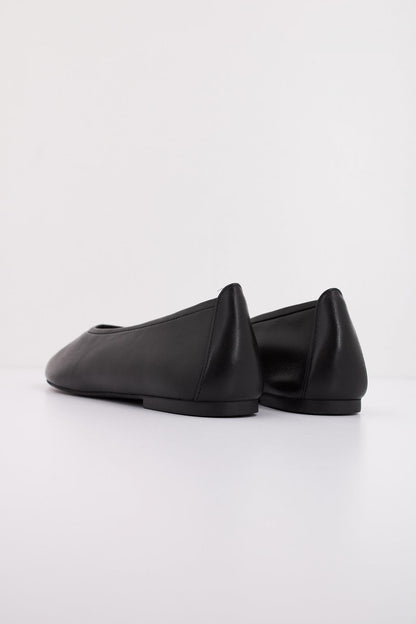 UNISA BARKEF  en color BLACK  (4)